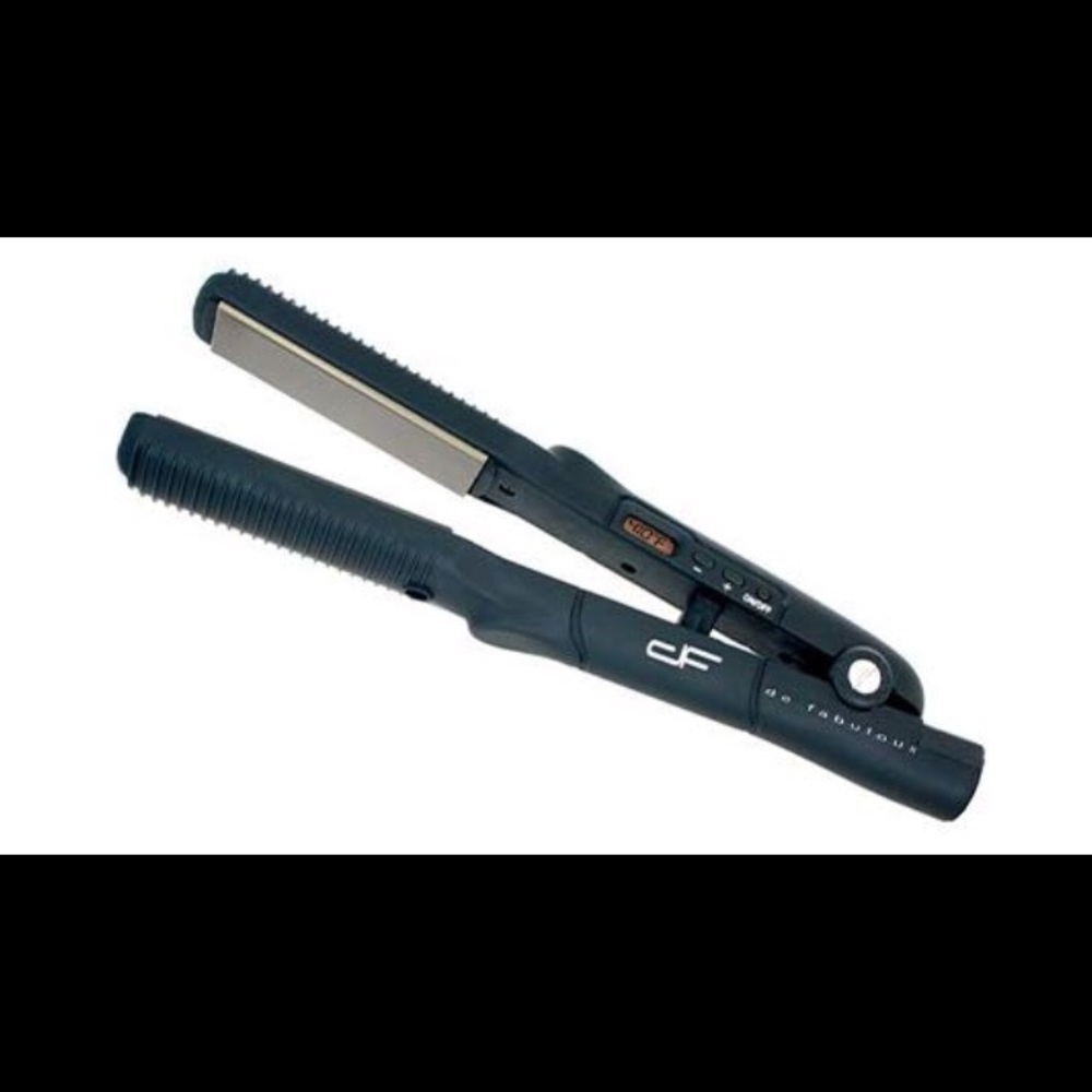 De Fabulous Hair Straightener- never used